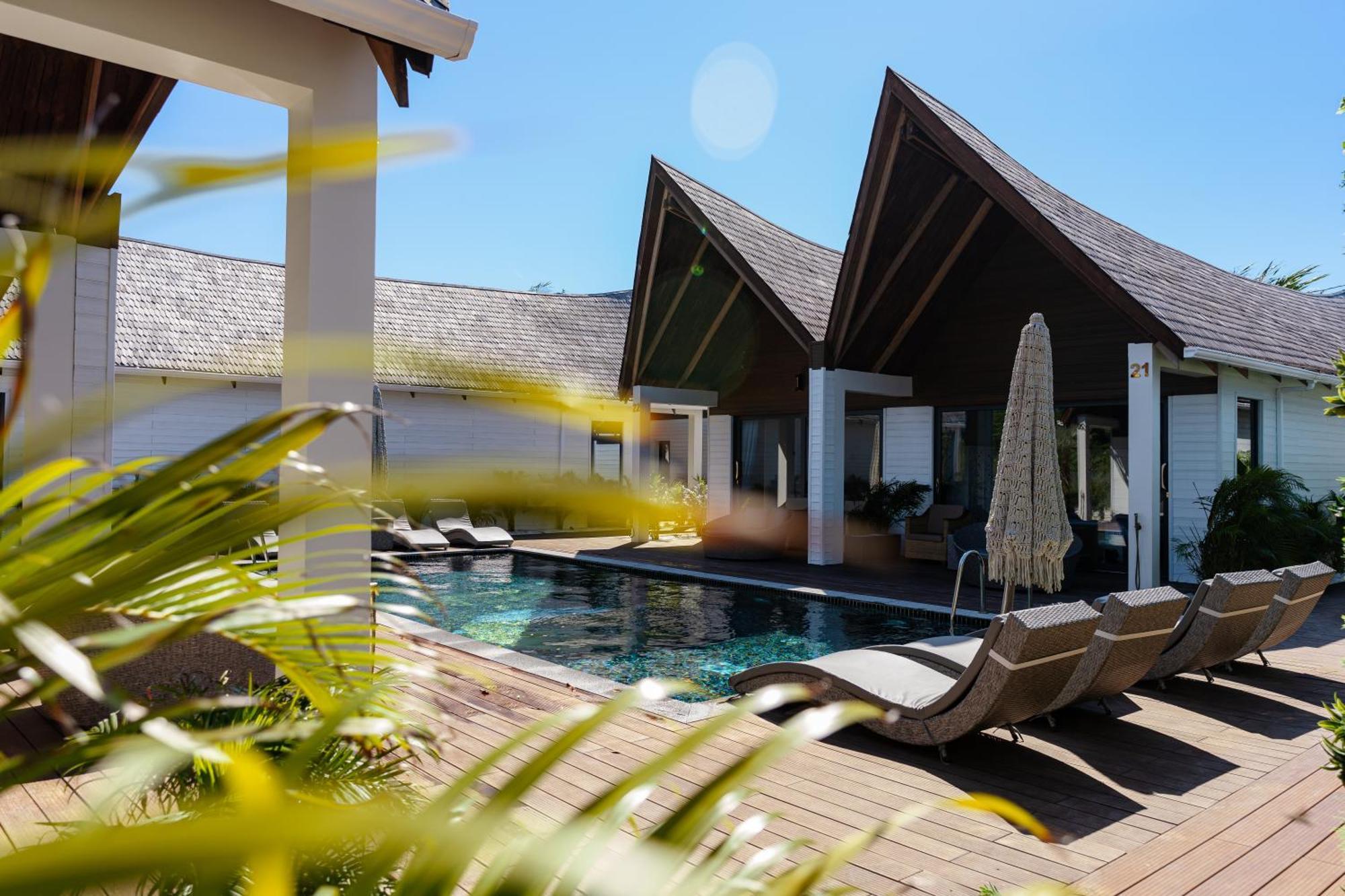 Golden Beach Resort Sok San Village Exteriör bild