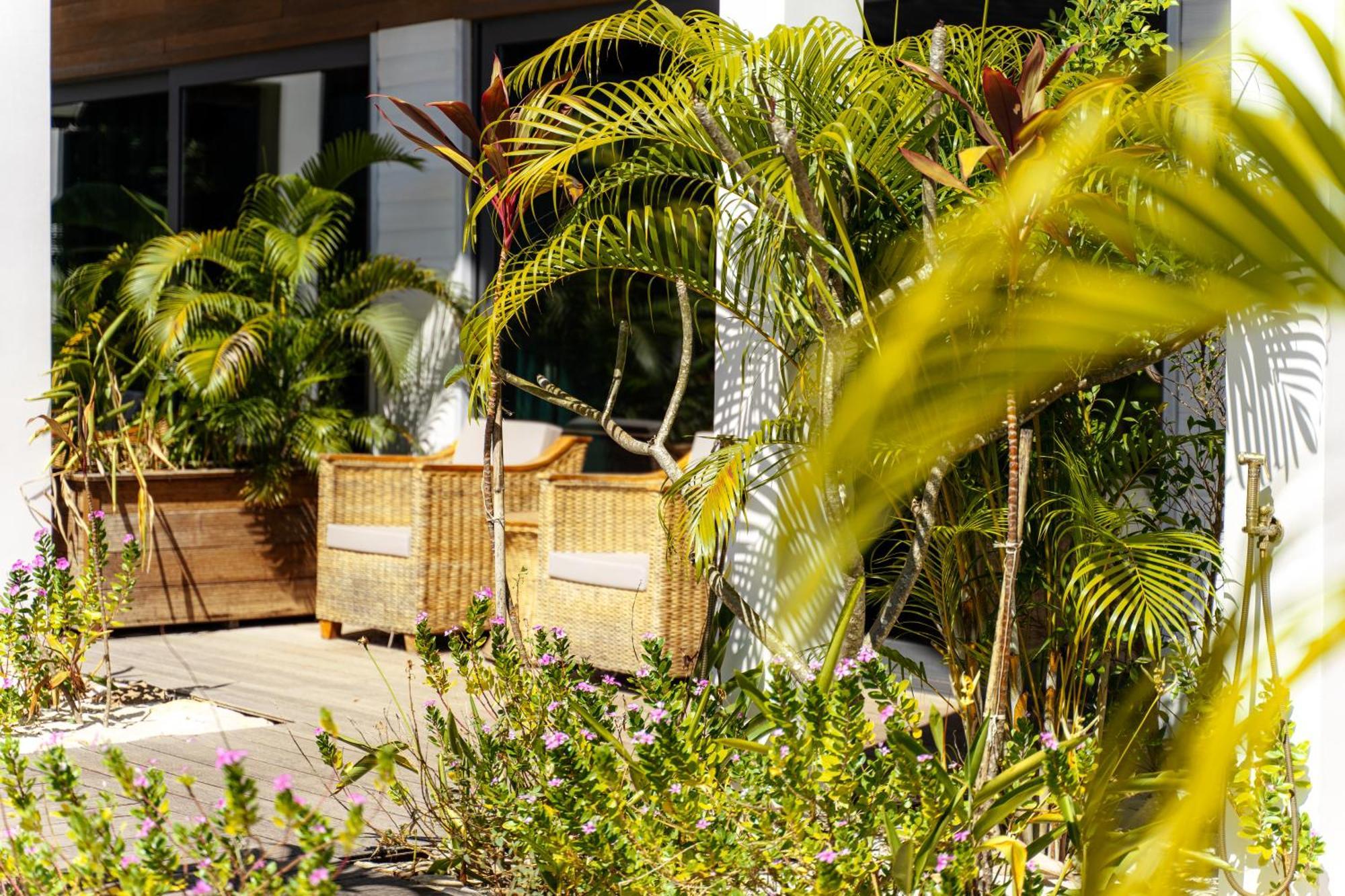 Golden Beach Resort Sok San Village Exteriör bild