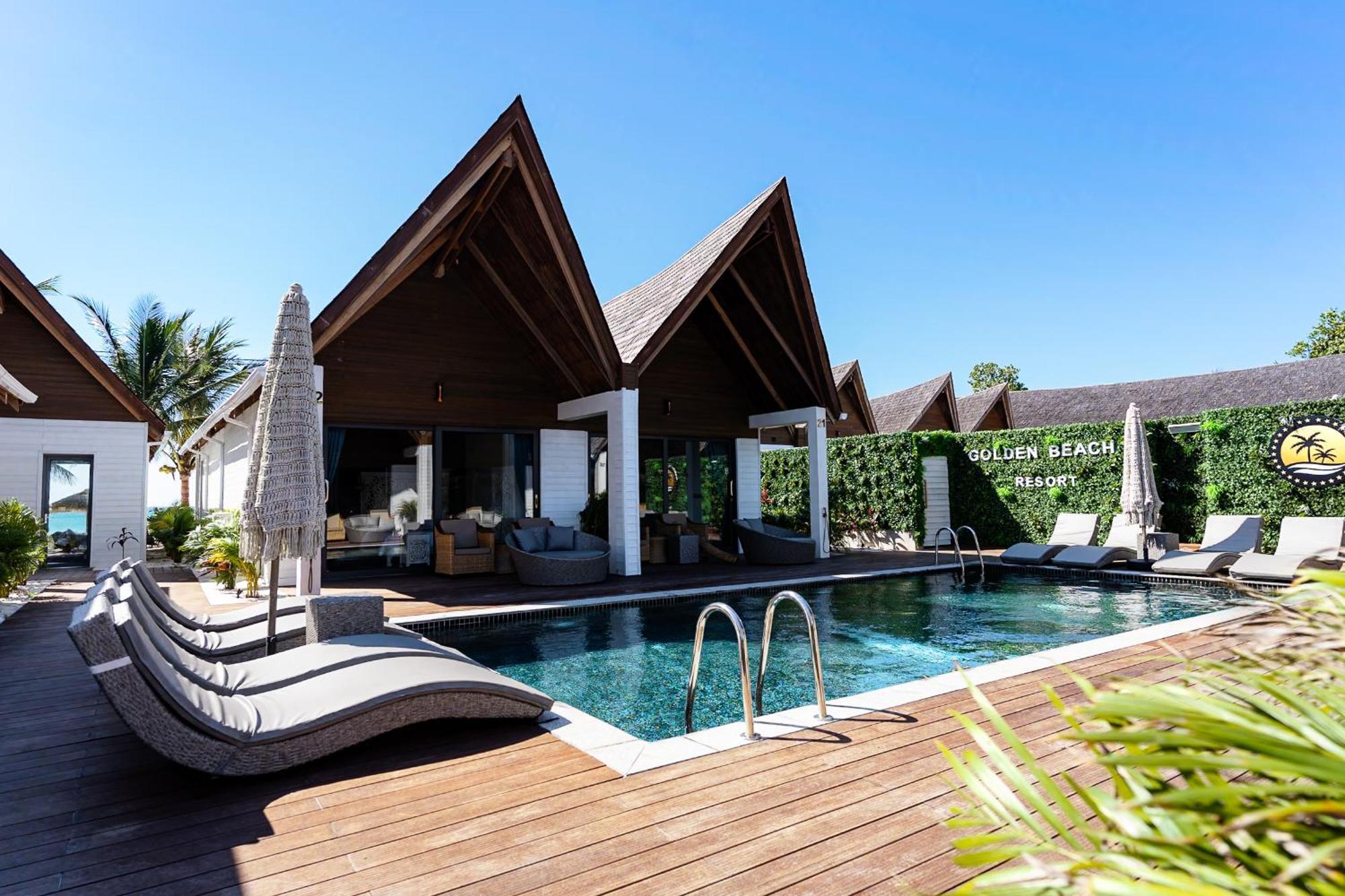Golden Beach Resort Sok San Village Exteriör bild
